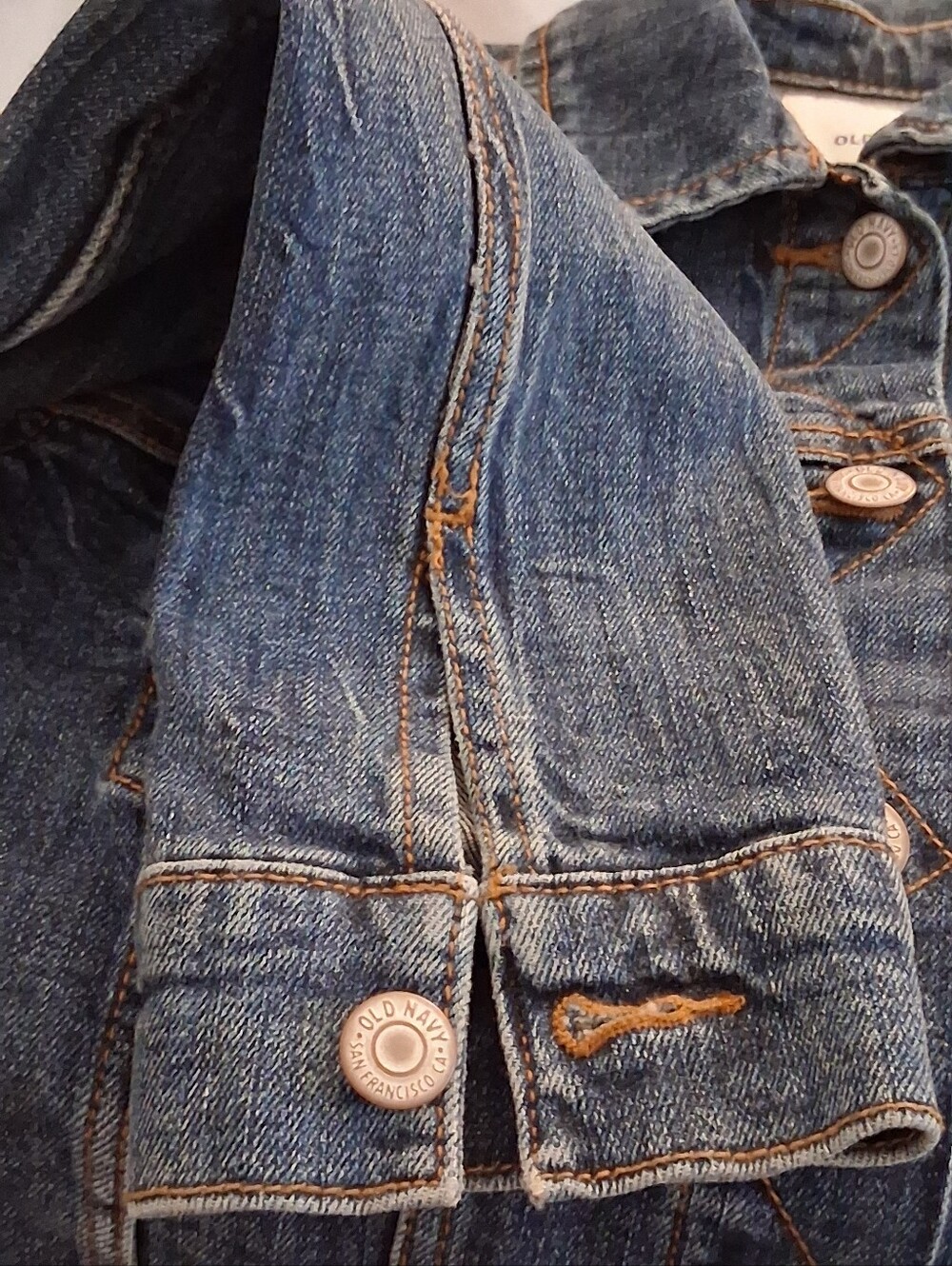 Old Navy Women's Size Small Distressed Denium Trucker Jacket - Picture 12 of 14